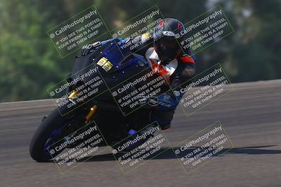 media/Sep-20-2025-TrackDaz (Sat) [[27f0cde673]]/B Group/1120am (Turn 2)/